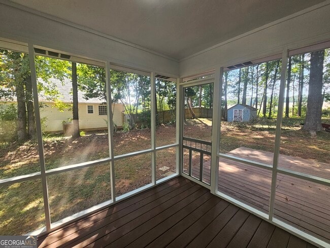 Building Photo - 30 Glenridge Dr