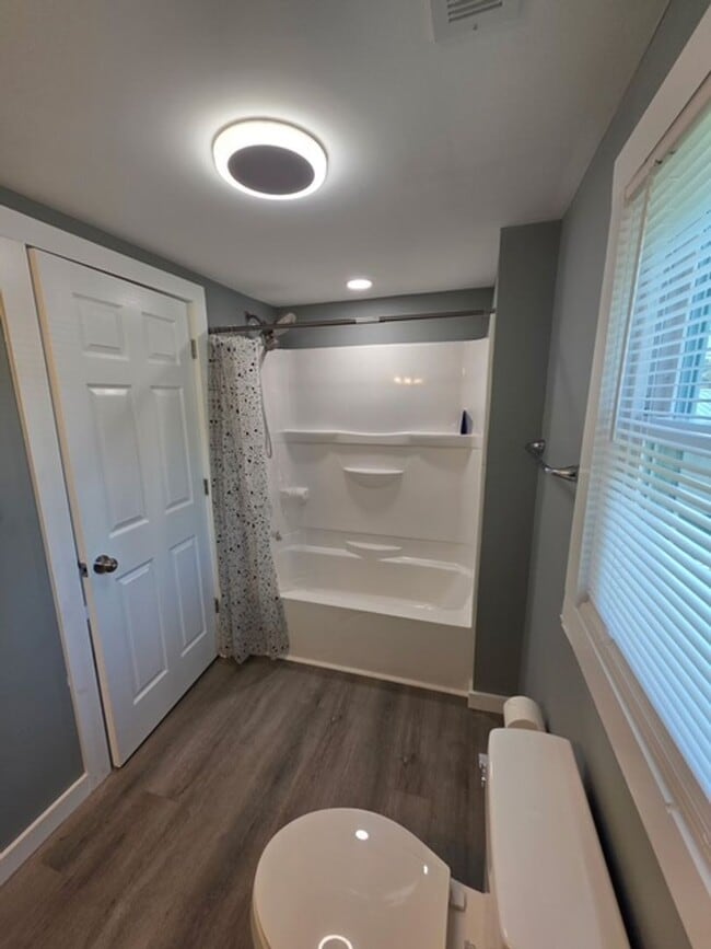 Building Photo - Great Garage apartment in Georgetown