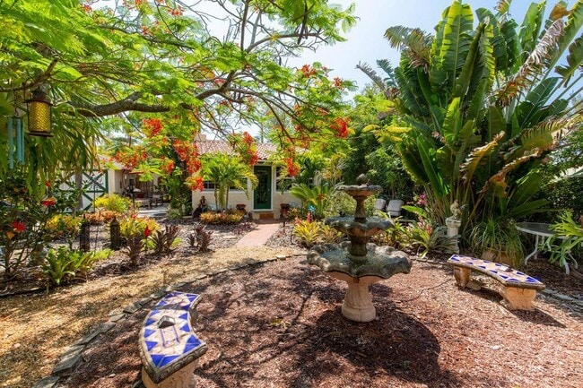 Building Photo - 1016 N E St