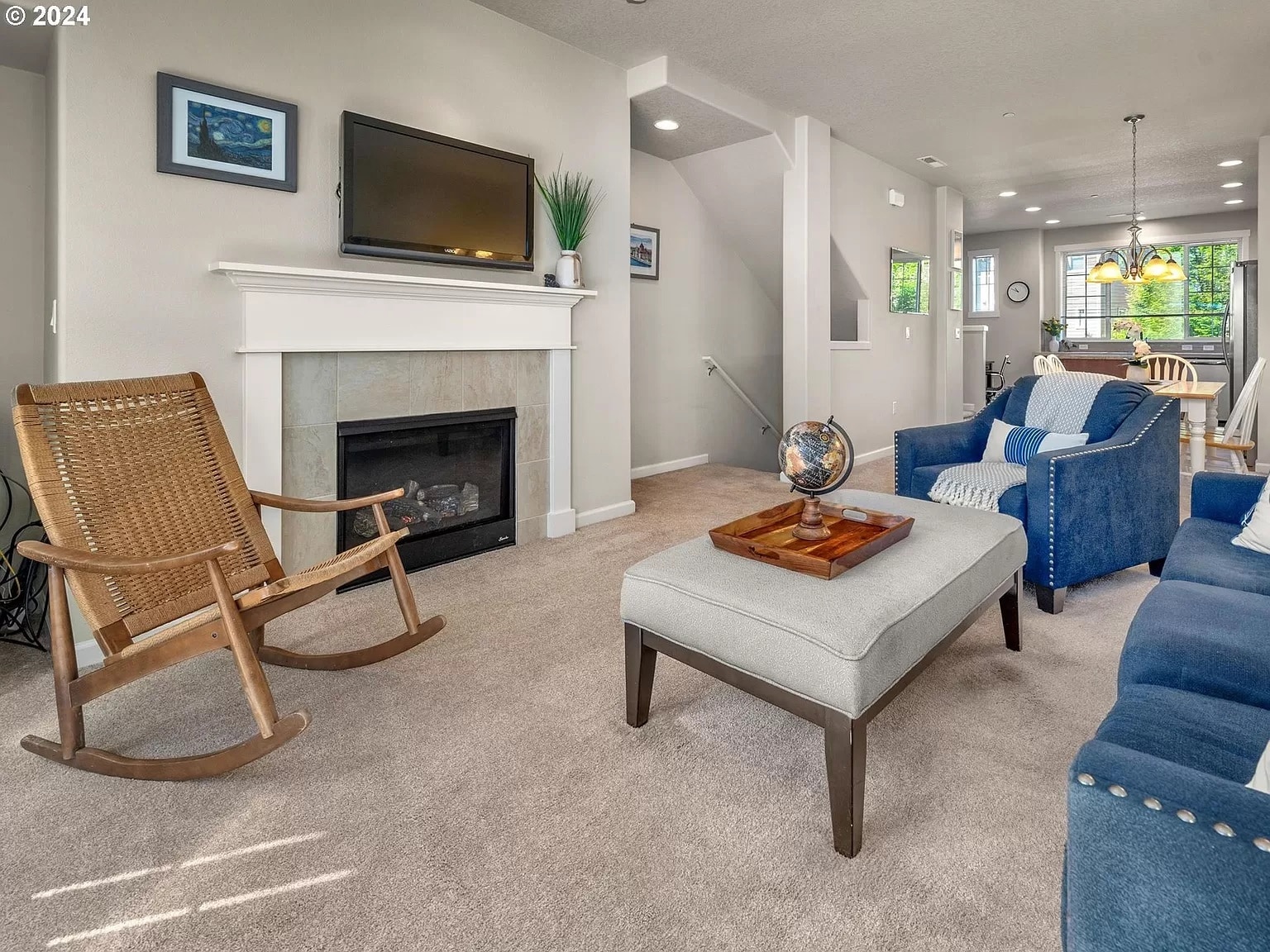 Family Room - 126 NE 78th Ave