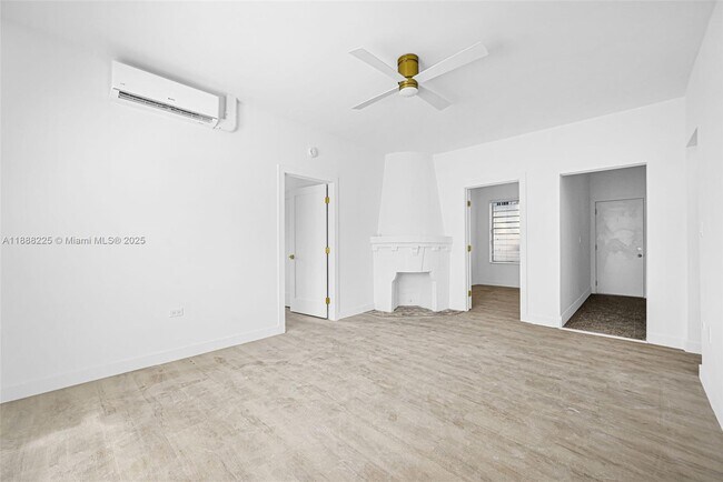 Building Photo - 641 10th St