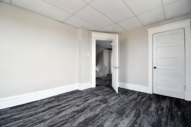 Building Photo - 1850 Buffington Ave