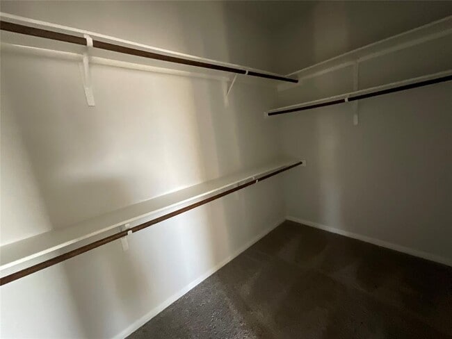 Building Photo - 1629 Dubiel Dr