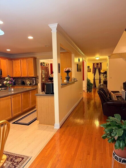 Building Photo - 606 Gravel Brook Ct