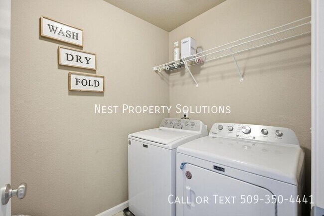 Building Photo - 1111 Hilltop Ave NE