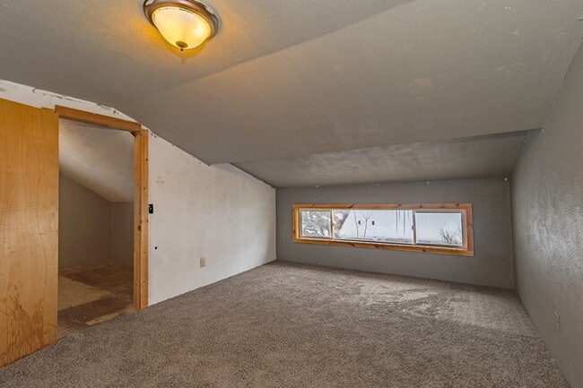 Building Photo - 2319 Hecker Ave