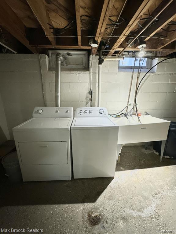 Building Photo - 214 Marlborough Dr