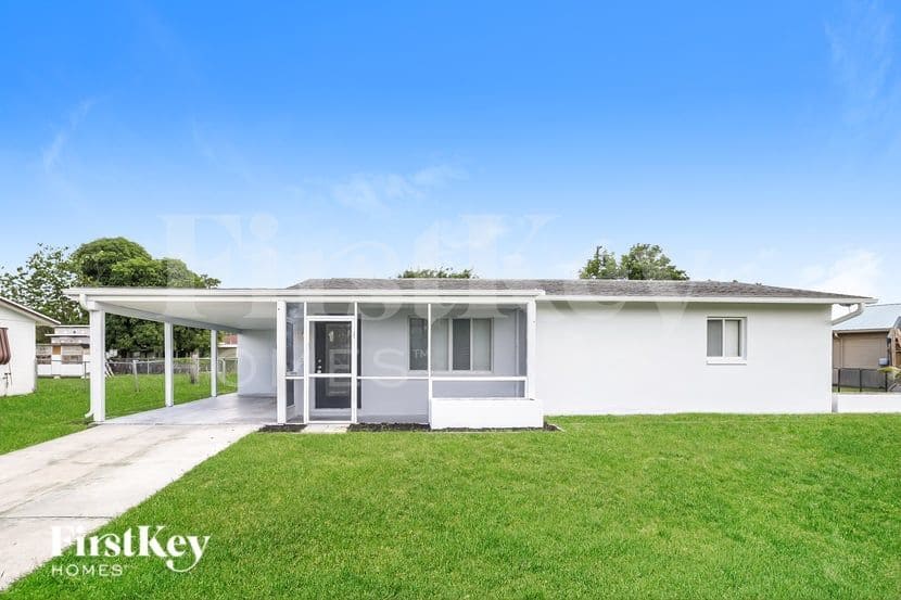 Primary Photo - 22 Willow St