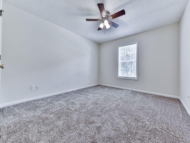 Building Photo - 3007 Clove Tree Ln
