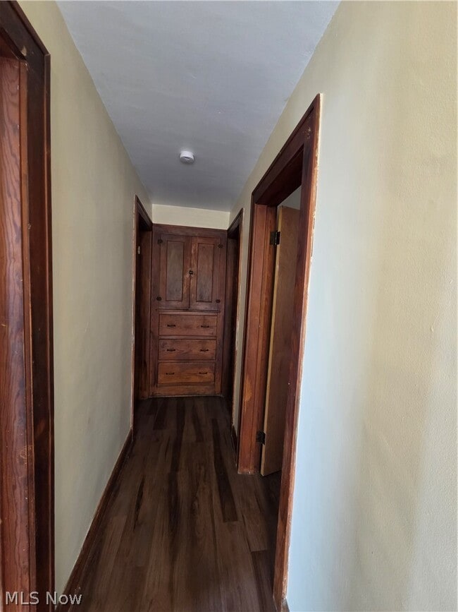 Building Photo - 22031 Miller Ave