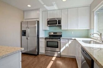 Building Photo - 6318 Caminito Andreta