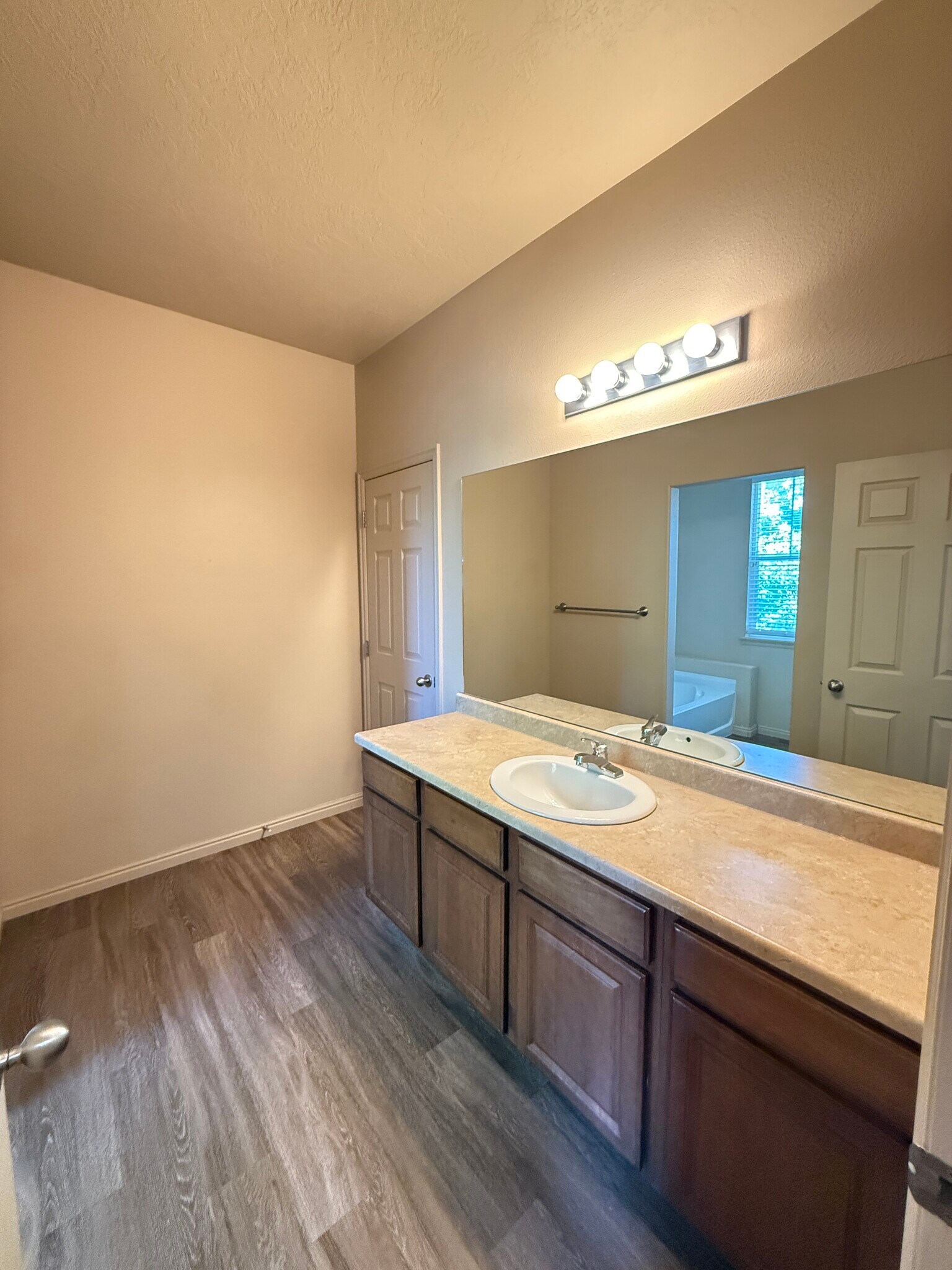 Building Photo - 10991 S Birch Creek Rd