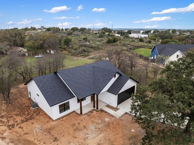 Building Photo - 830 Woodland Hills Dr