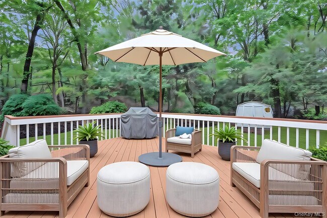 Building Photo - 12 Valley Cir