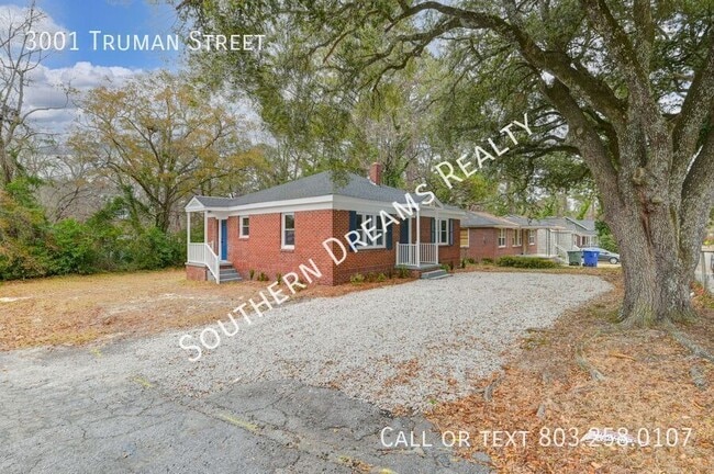 Building Photo - 3001 Truman St