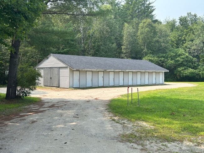 Building Photo - 1333 New Hampshire Rte 175