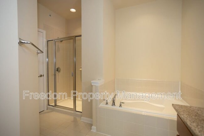 Building Photo - 7408 Brunson Cir