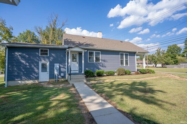 Building Photo - Blue Bungalow on the Northside