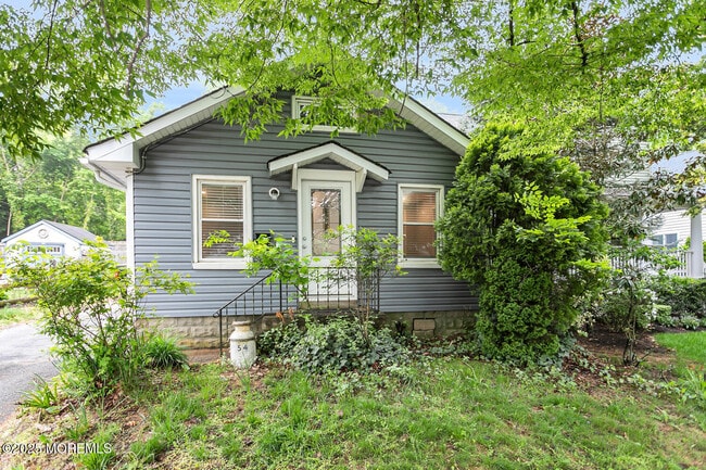 Primary Photo - 54 Allen St