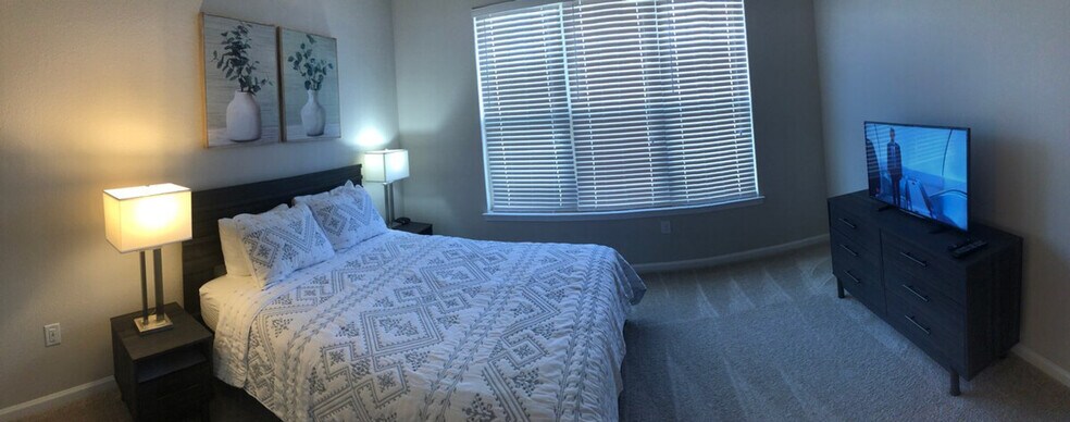 Building Photo - 1526 Millspring Dr