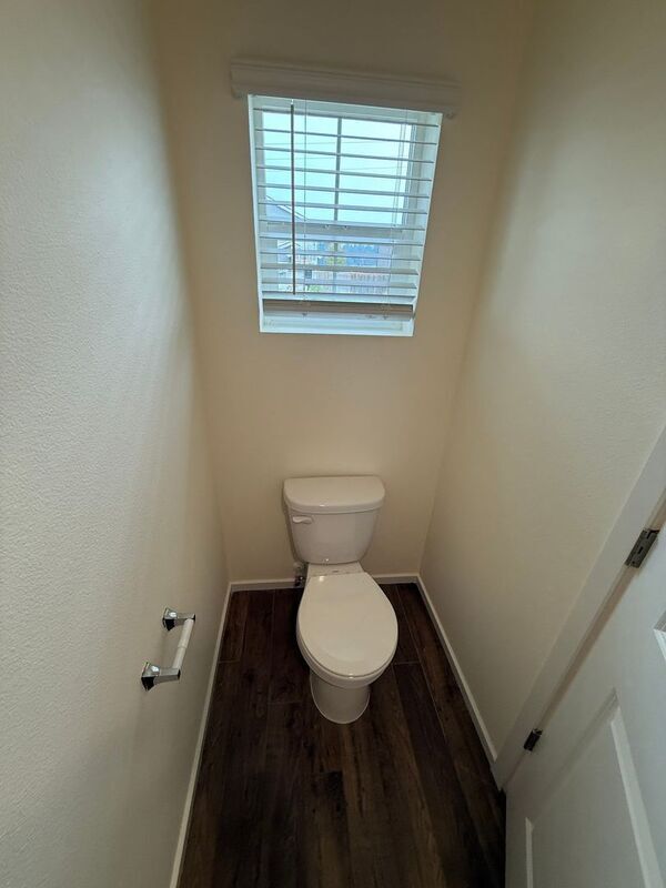 Building Photo - 4816 Apollo Ave