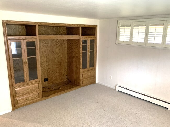 Building Photo - 3055 Crabapple Rd