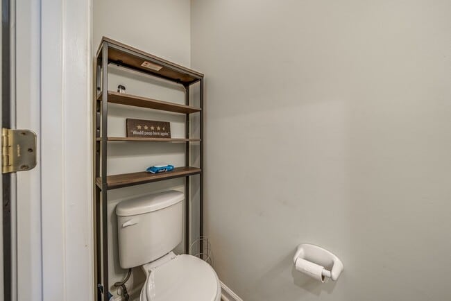 Building Photo - 2325 Rudder Ct