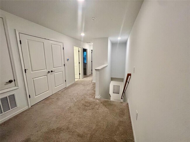 Building Photo - 1287 Axel Graeson Ave