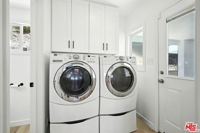 Building Photo - 14858 Round Valley Dr