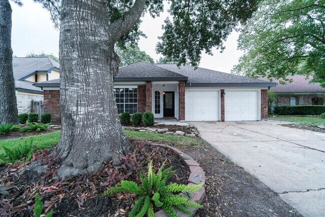 Building Photo - 2314 Pebbledowne Cir
