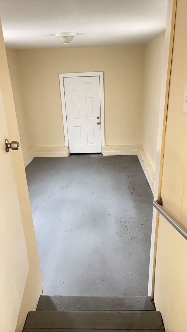 Building Photo - Historic Charm 3 bedroom/ 1 bath Home with bonus room