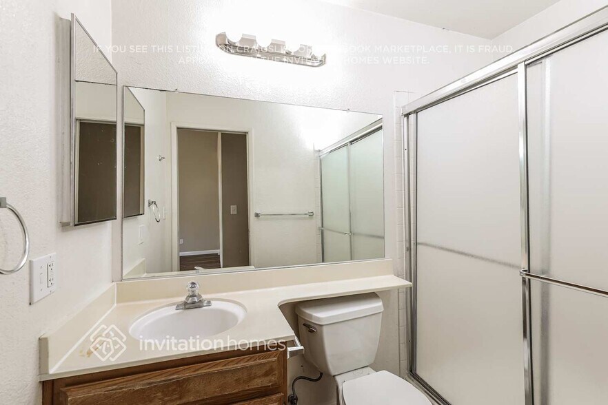 Building Photo - 432 Ogden Way