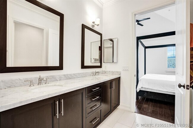 Building Photo - 381 E Cannery Row Cir
