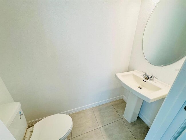 Building Photo - 3140 Skyline Lp