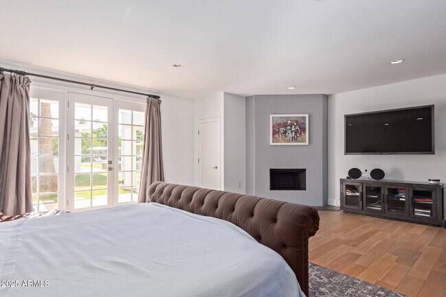 Building Photo - 9128 N 55th St