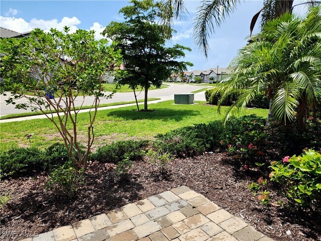 Building Photo - 11884 Hickory Estate Cir