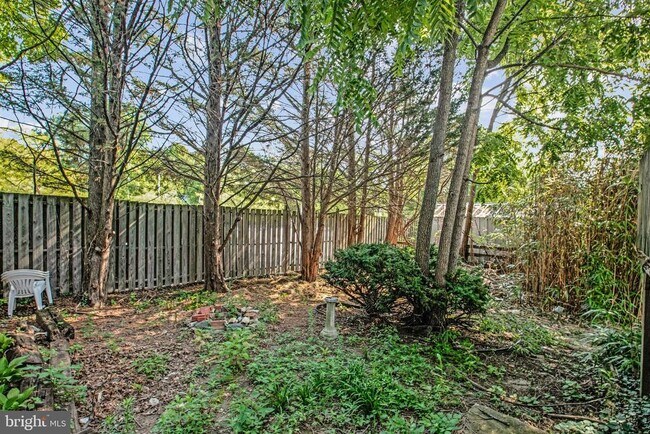 Building Photo - 508 Cording Ave