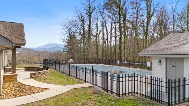 Building Photo - 235 Bishop Cap Cir