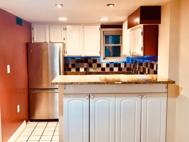 Granite Counters - 1715 Euclid St NW