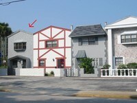 Building Photo - 625 N Halifax Ave