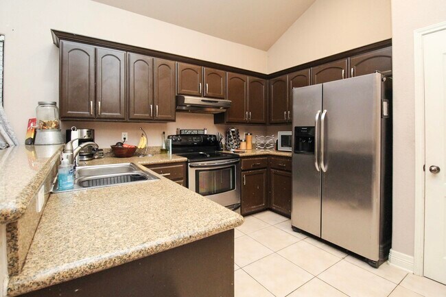 Building Photo - 3006 Imperial Dr