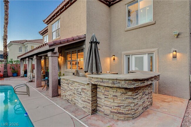 Building Photo - 1409 Palantine Hill Dr