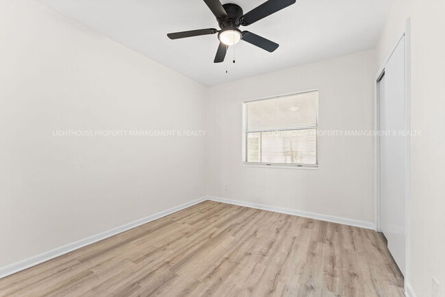 Building Photo - AFFORDABLE AND FULLY RENOVATED 3 BED 1 BATH