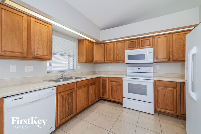 Building Photo - 267 Magellan Dr