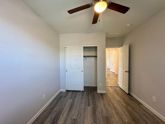 Building Photo - 2308 E Dust Devil Dr