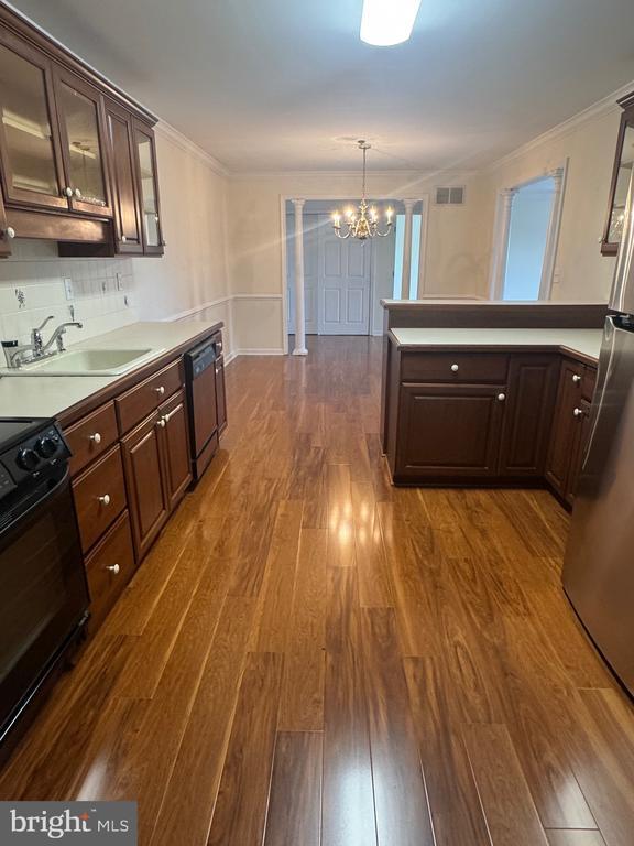 Building Photo - 519 Paoli Pointe Dr