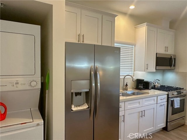 Building Photo - 20832 Henrietta St