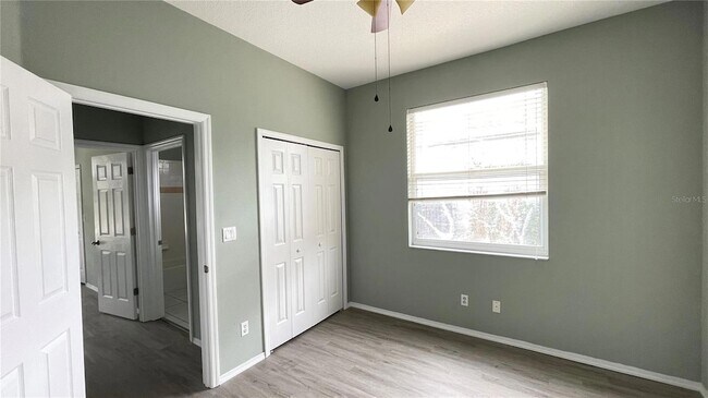 Building Photo - 210 41st St NE