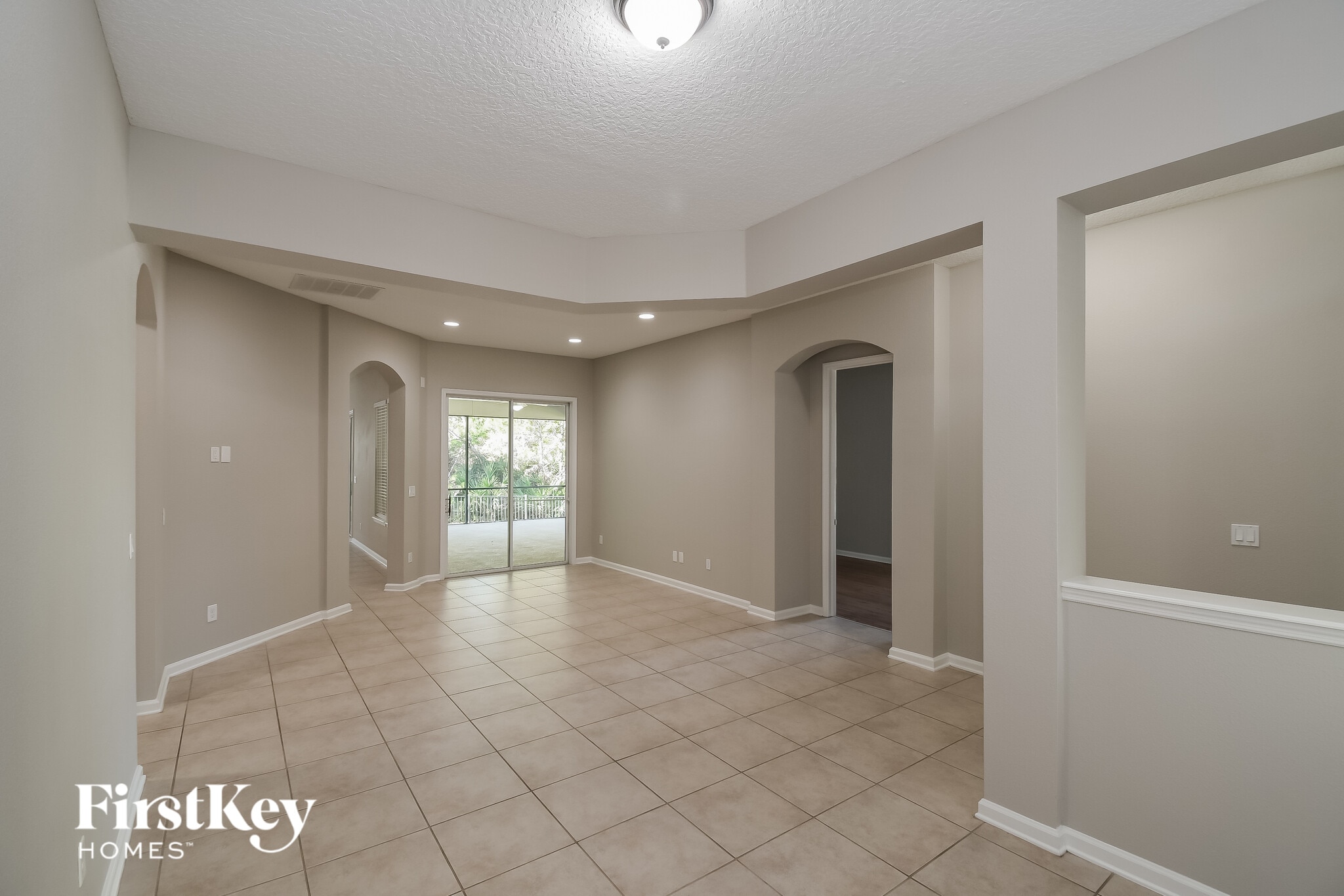 Building Photo - 466 Hefferon Dr