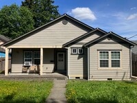 Building Photo - Westside 3BD Available July 1